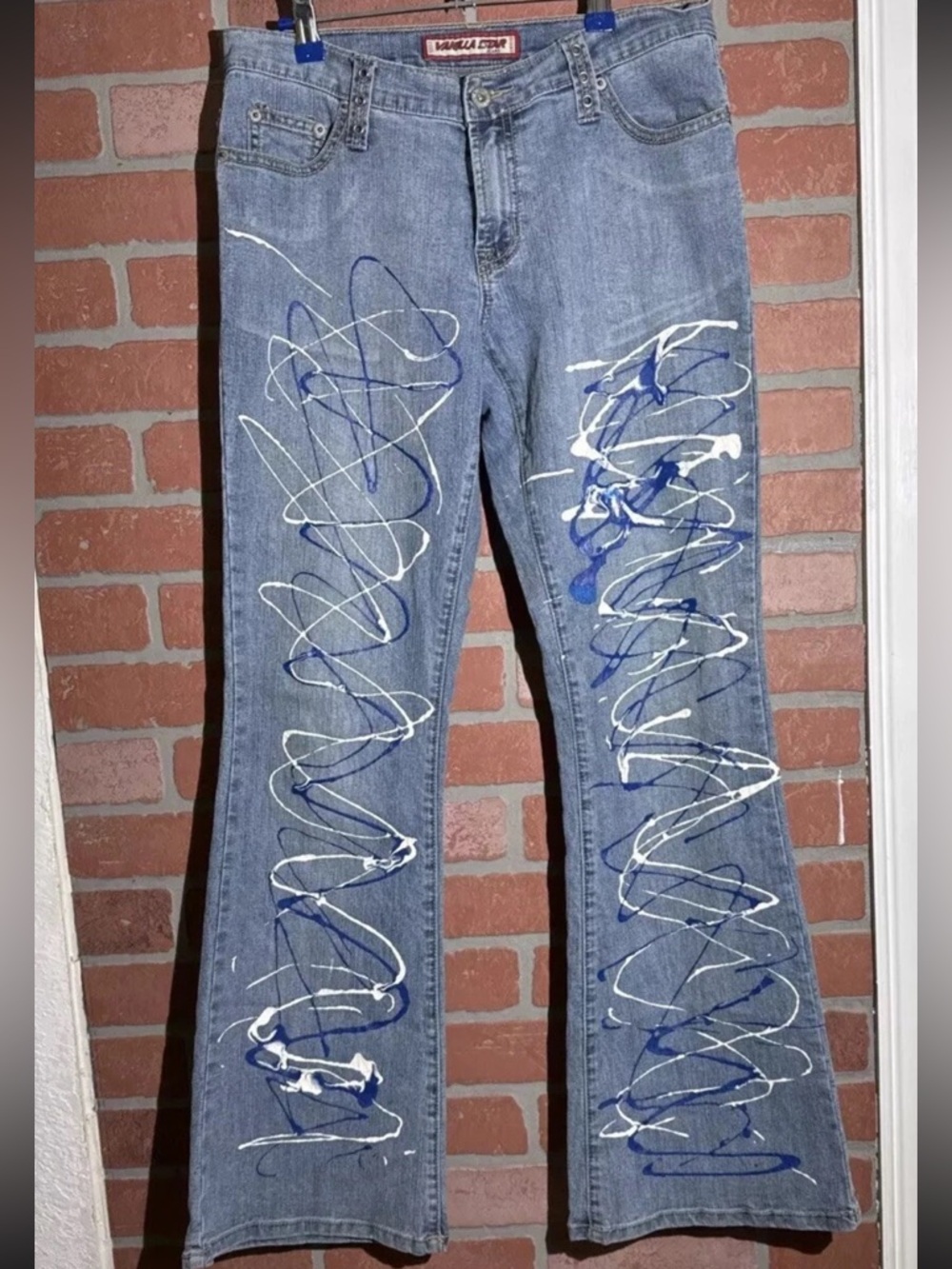 Vanilla Star Jeans Size 9 Scatter Hand-Painted & Beaded Pockets Vintage Y2K